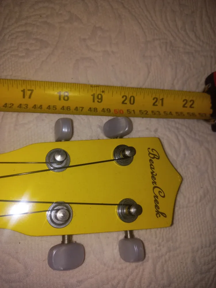 Beaver Creek Ukelele - BCUKE - With Carring Case image indicator(5)