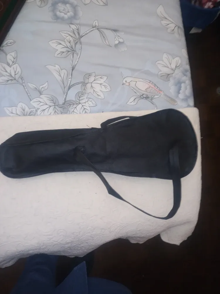 Beaver Creek Ukelele - BCUKE - With Carring Case image indicator(7)