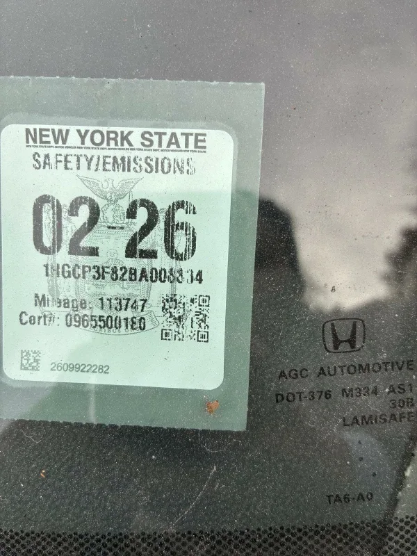 Honda Accord Silver Sedan - 114358 Miles image indicator(10)