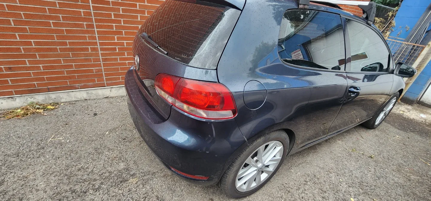 Volkswagen Golf Hatchback 2011 2.5L 2 door image indicator(3)