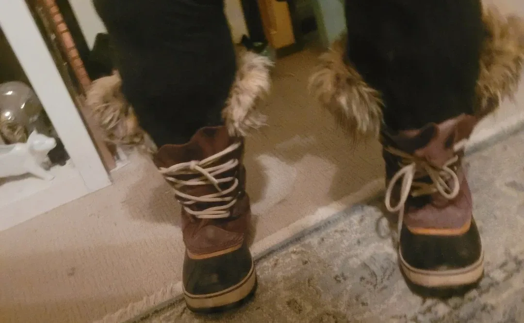 Women's Sorel  Winter Boots, Size 9 image indicator(4)