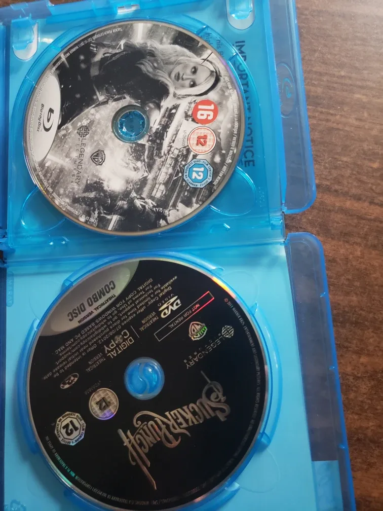 Sucker Punch Extended Cut Blu-Ray + DVD + Digital Copy image indicator(3)