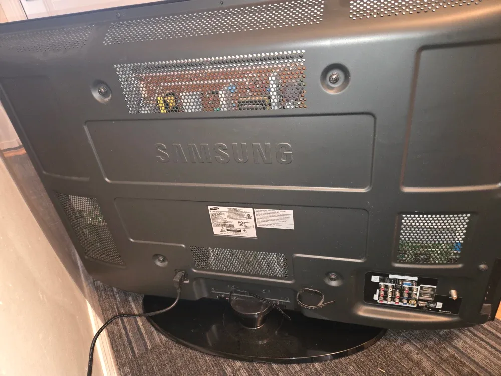 42" Samsung TV image indicator(7)