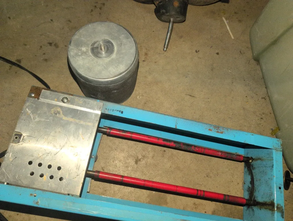 Lortone Rotary Tumbler Model 33B image indicator(3)