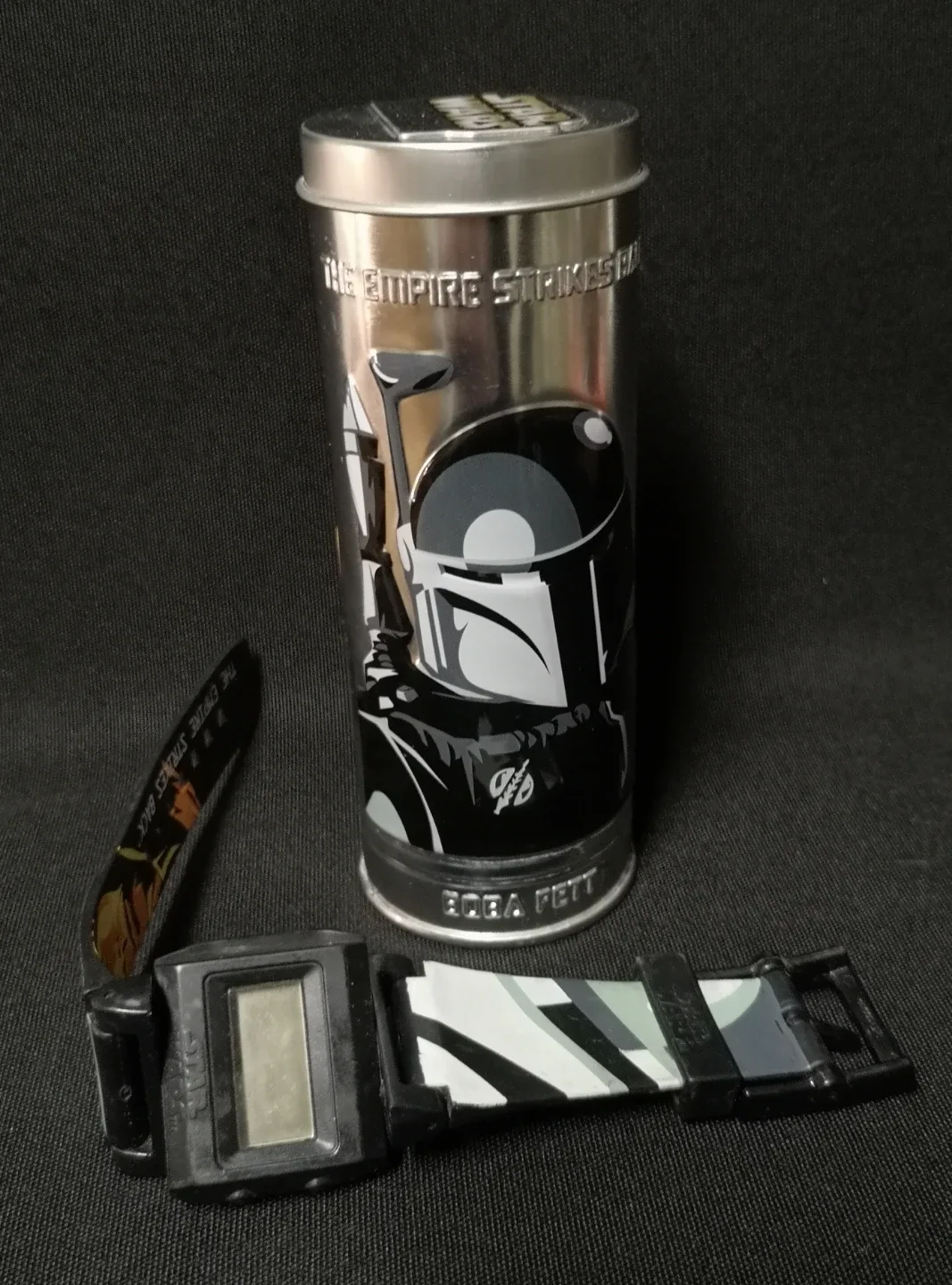 2005 Lucasfilm Ltd. Boba Fett + Han Solo ~ Star Wars Watch image indicator(7)