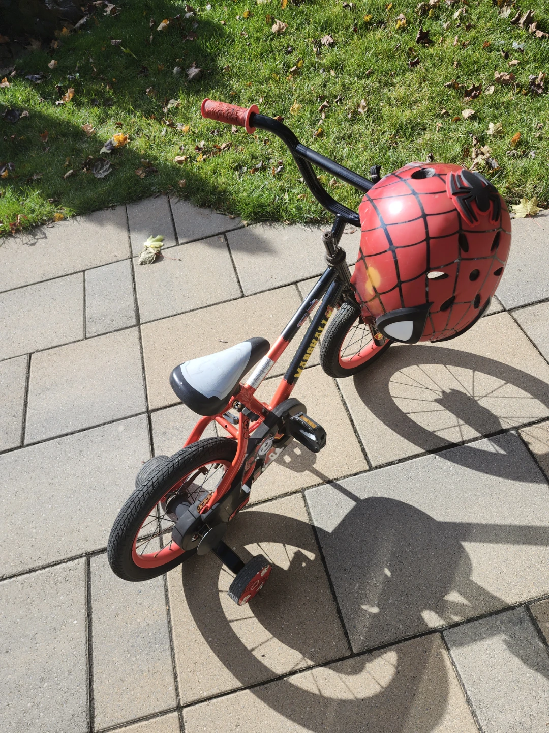 Marshall Kids' Bike & Spiderman Helmet - photo 2