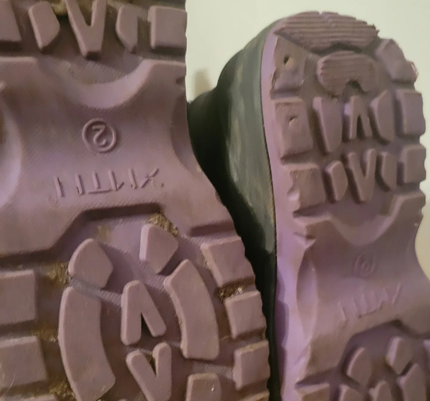 XMTN Winter Boots - Size 2 image indicator(2)