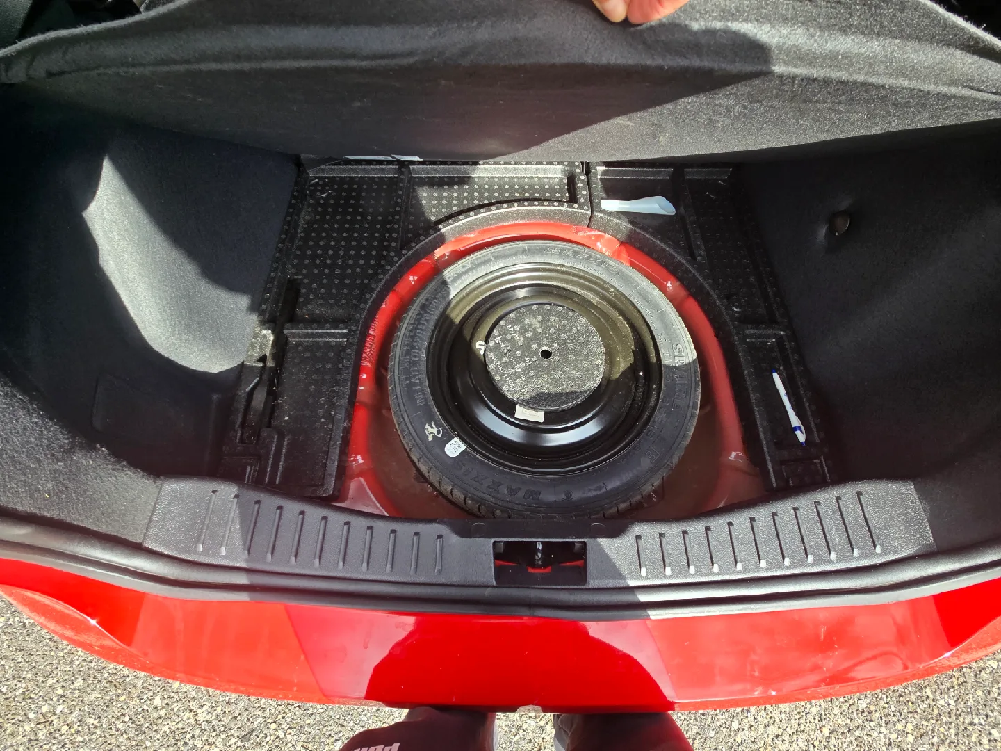 2016 Ford Focus se hatchback image indicator(7)