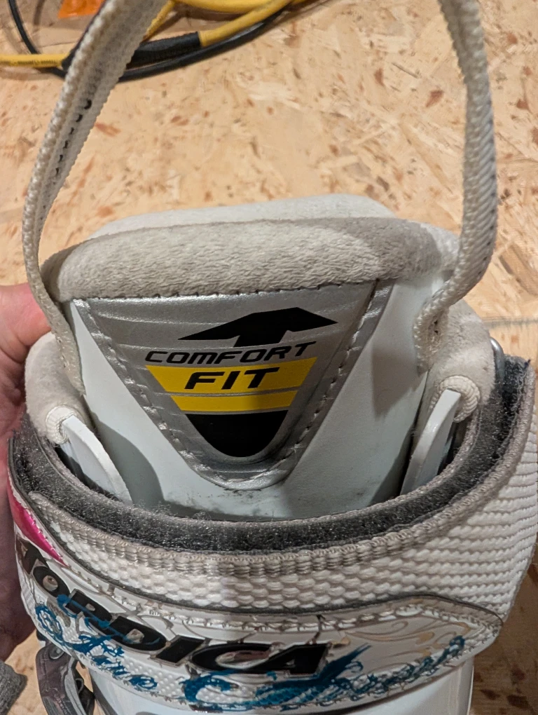Nordica The Cruise Ski Boots - Size 23.5 women - photo 3