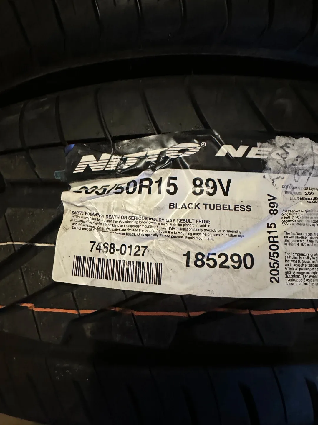 Nitto Neo Gen 205/50R15 89V Tire