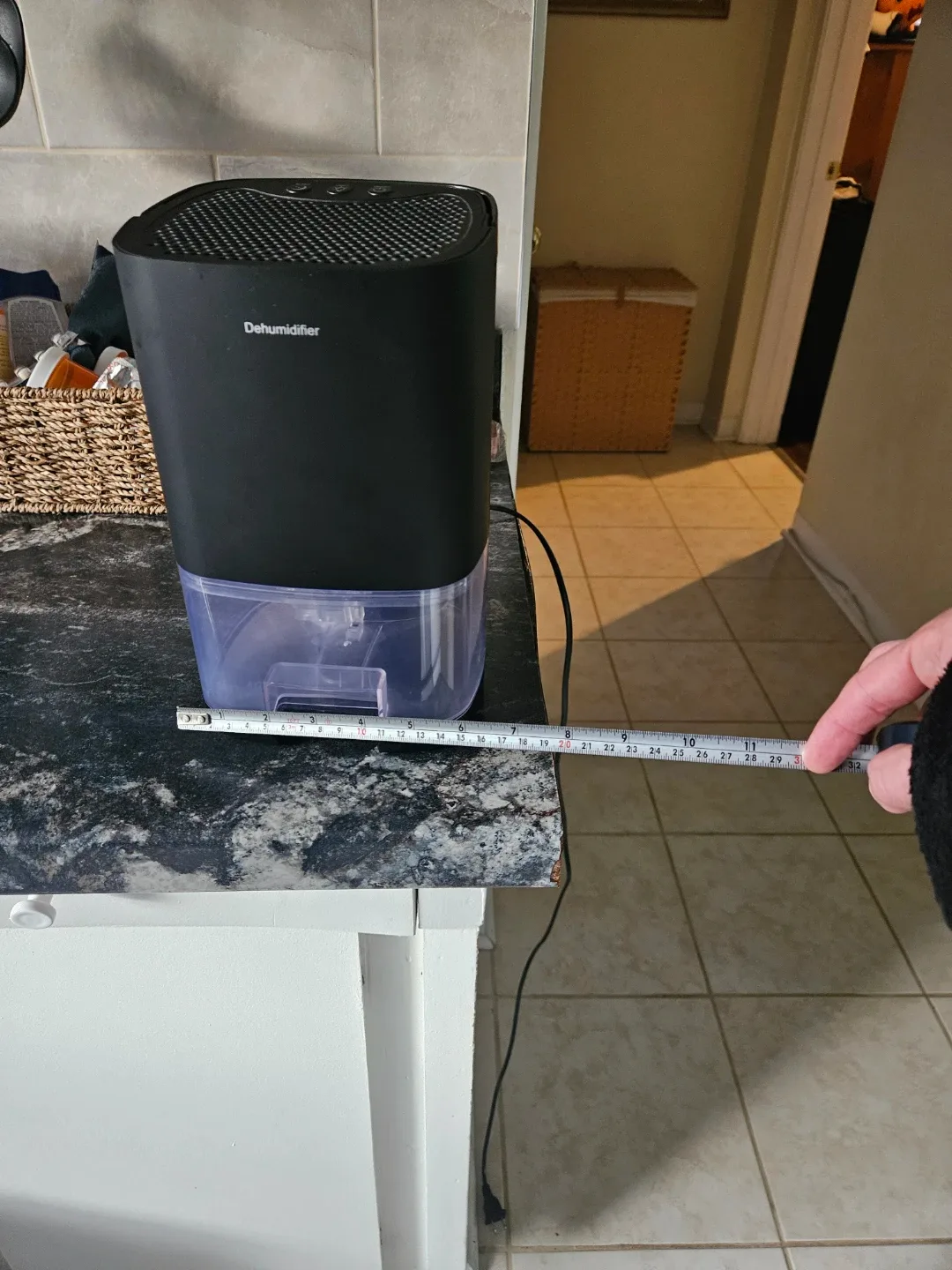 Dehumidifier(Smaller Unit and works amazingly) image indicator(4)