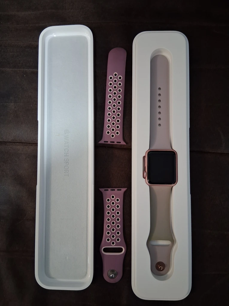 Apple Watch Sport with Box and Extra Band - photo 4