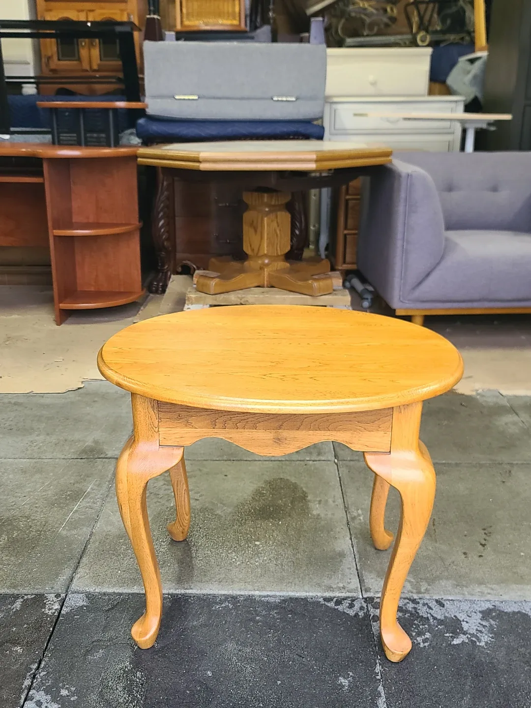 Round Wooden Side Table image indicator(4)