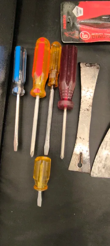 Mixed Lot of Used Hand Tools image indicator(4)