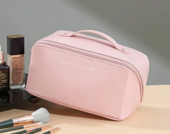 _arge Capacity Multi-functional Makeup Bag image indicator(4)