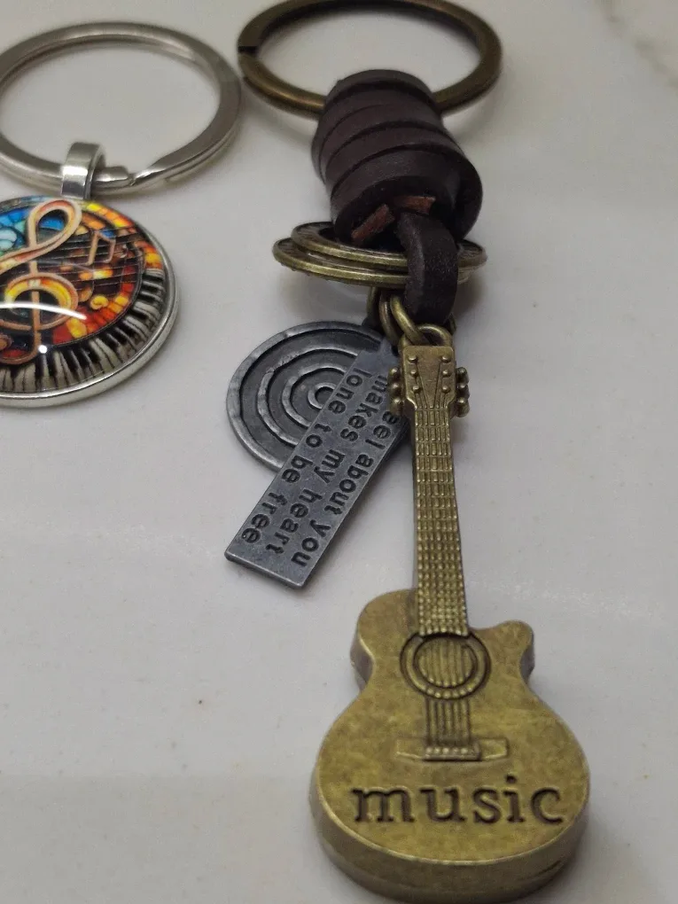 Music Keychains image indicator(4)