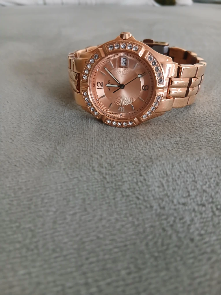 Guess Rose Gold Women's Watch - photo 2