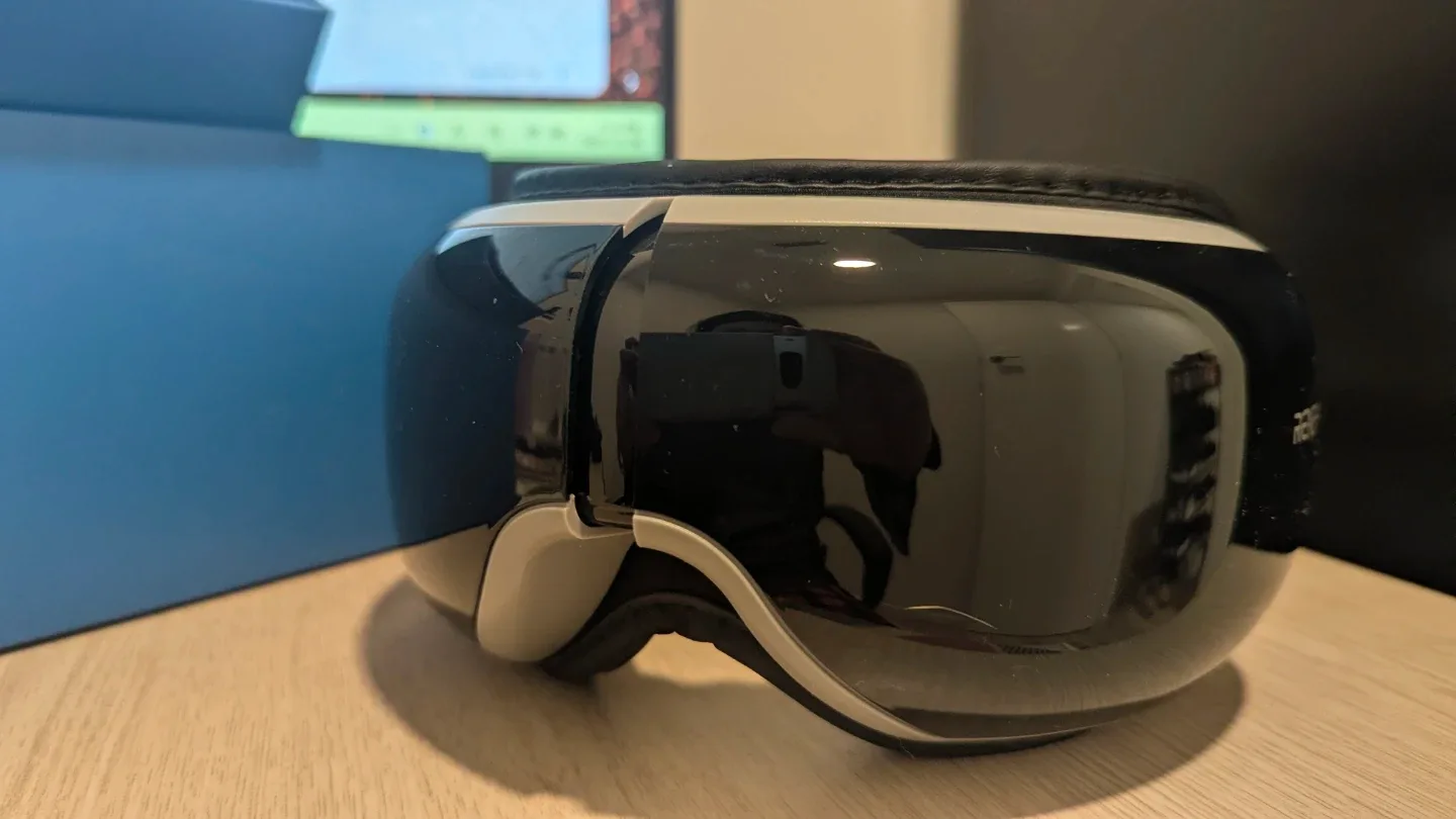 RENPHO Eye Massager with Heat image indicator(2)