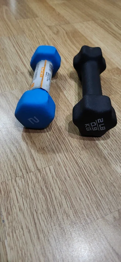 Dumbbell Set - 2 lb Blue & 2 lb Black image indicator(2)