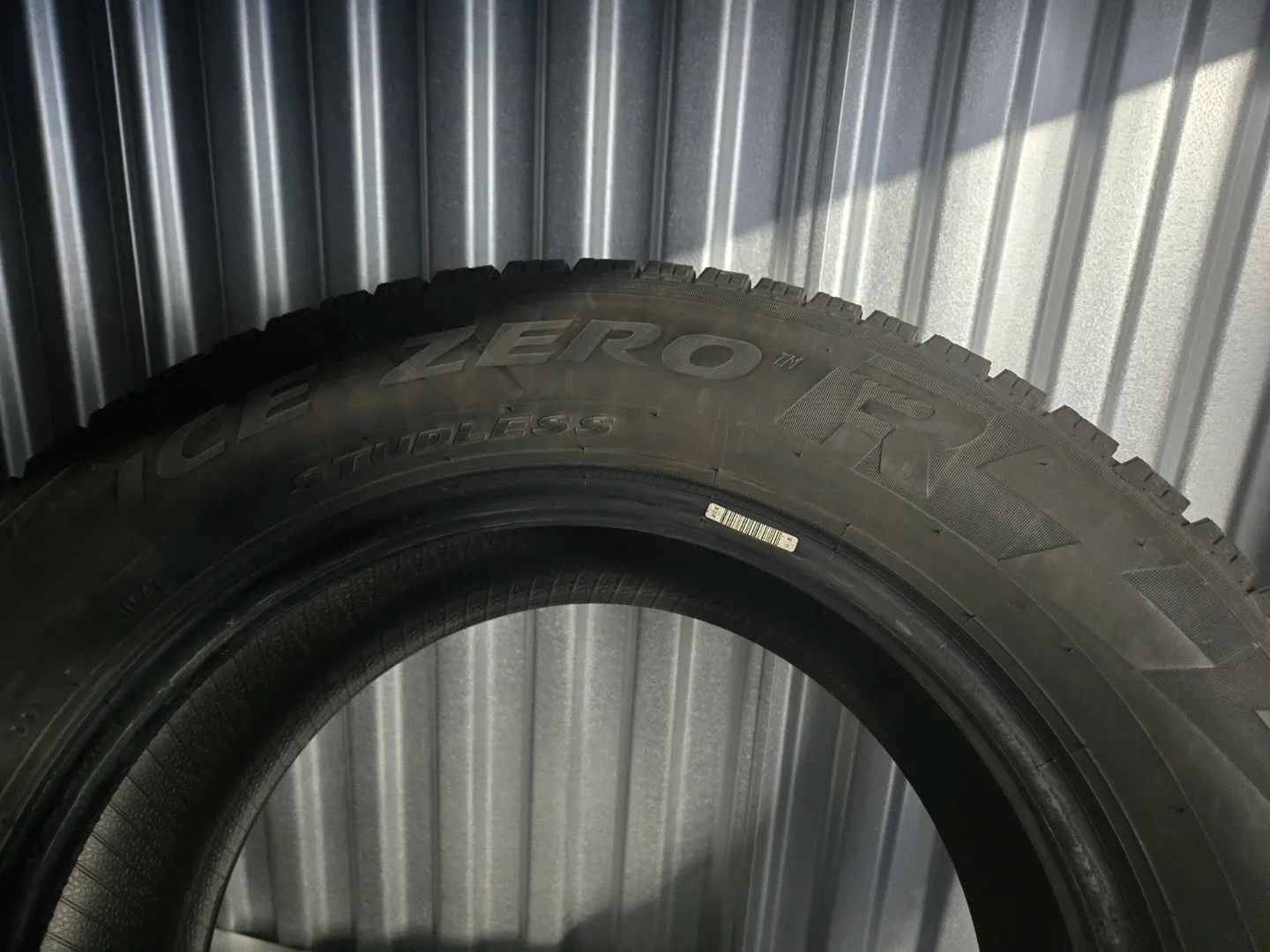 Pirelli Ice Zero ZR 216/65R16 102T - 3 Winter Tires image indicator(5)
