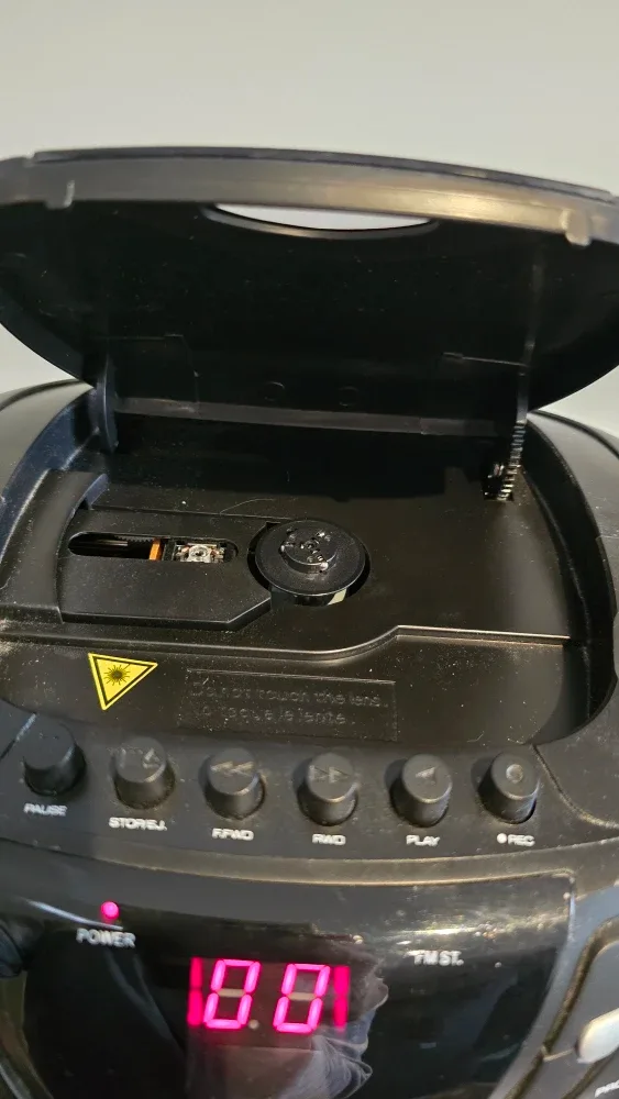 Nextech Portable CD/Radio Boombox image indicator(5)