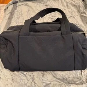Brand new Lululemon Duffle Bag Black