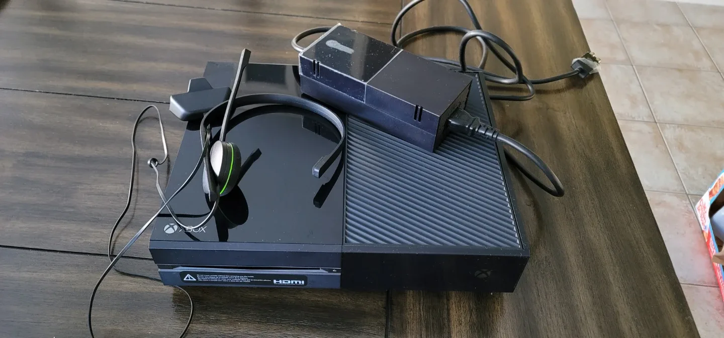 Xbox One Console with Headset