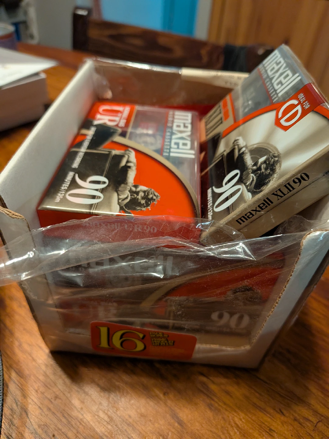 Maxell Audio Cassette Tapes - UR 90 & XLII 90 - photo 2