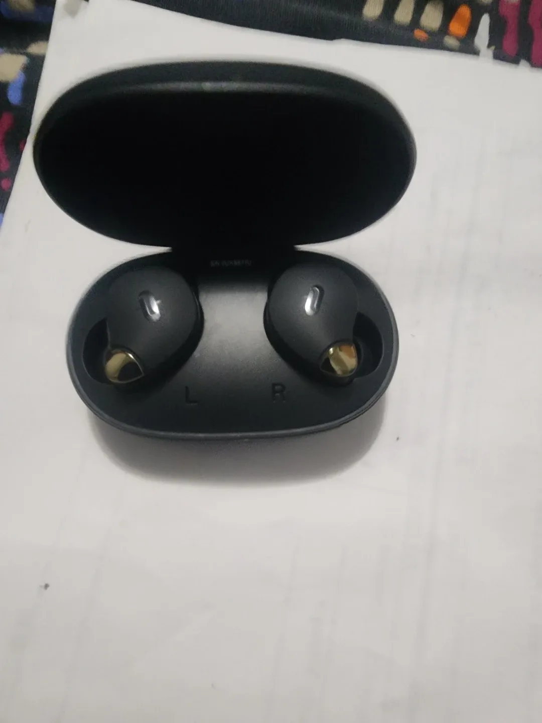 TaoTronics Wireless Earbuds image indicator(2)