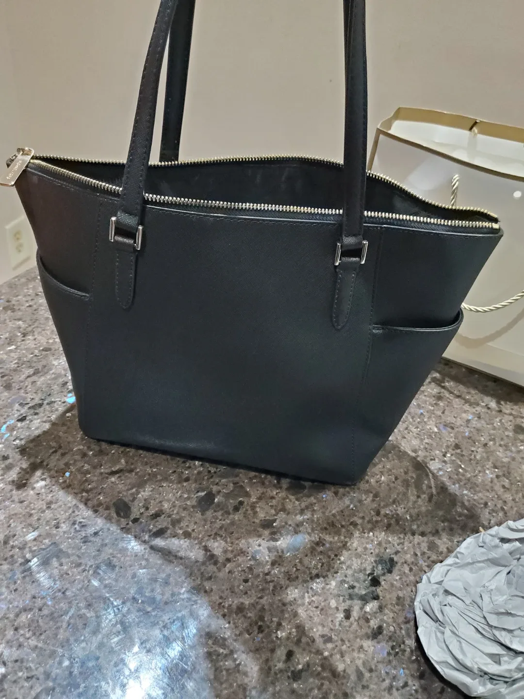 Michael Kors Black Tote Bag image indicator(4)
