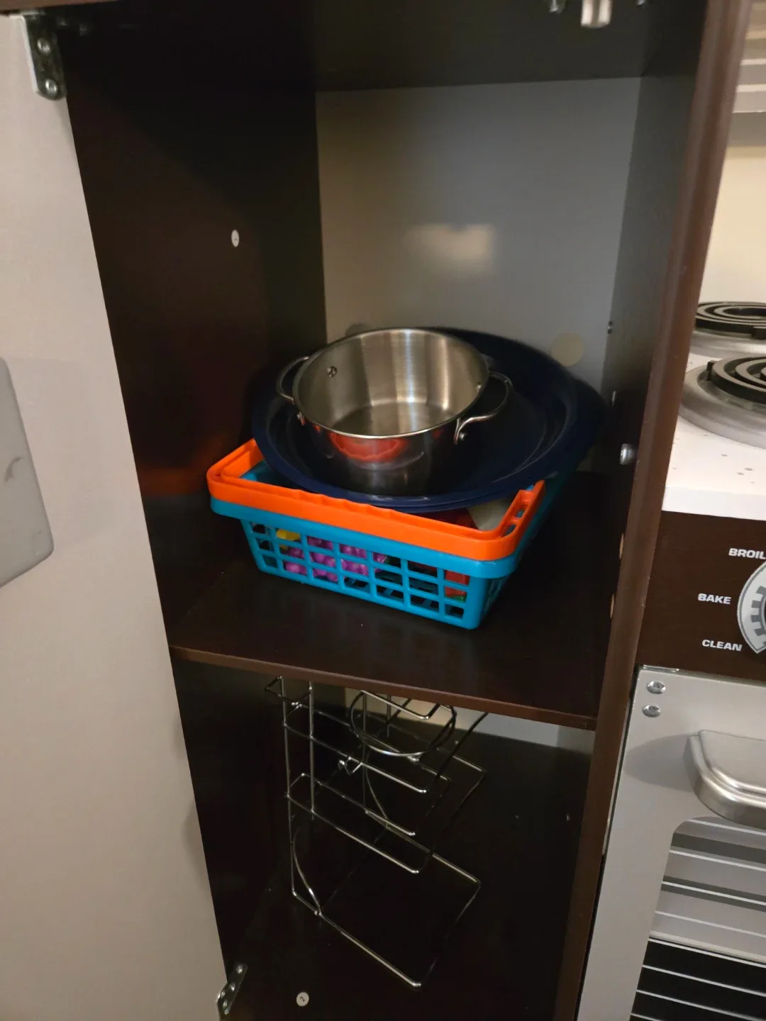 KidKraft Play Uptown Kitchen image indicator(9)