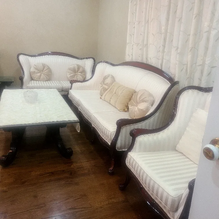 Elegant Vintage-Style Sofa Set image indicator(3)