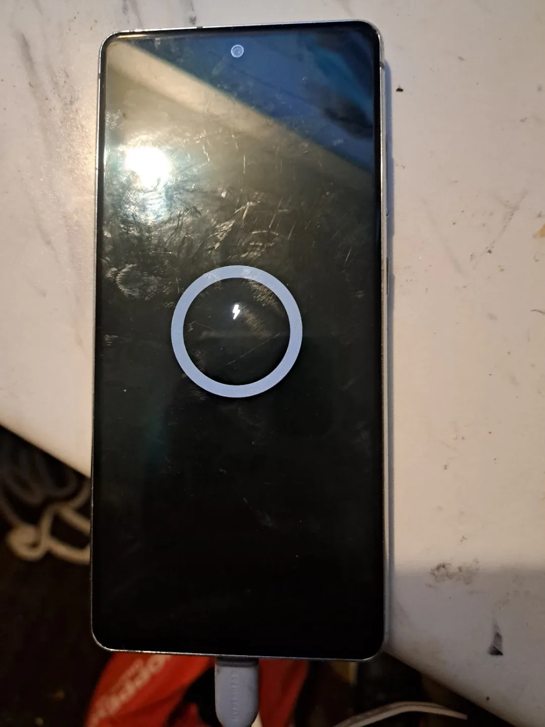 Samsung Galaxy S20 FE - White image indicator(3)