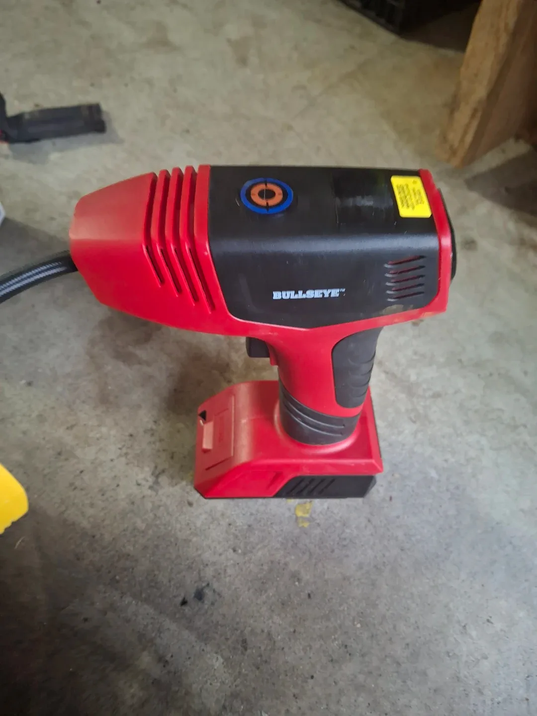 Bullseye 9475B-BAT Rechargeable Inflator image indicator(5)