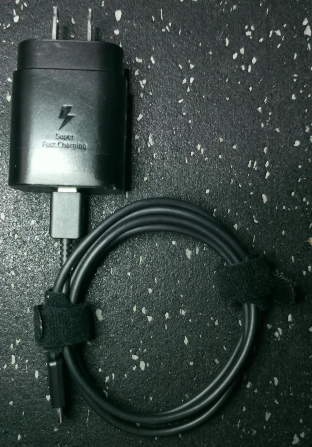 SAMSUNG 25W USB-C Super Fast Charging Wall Charger - Black image indicator(4)