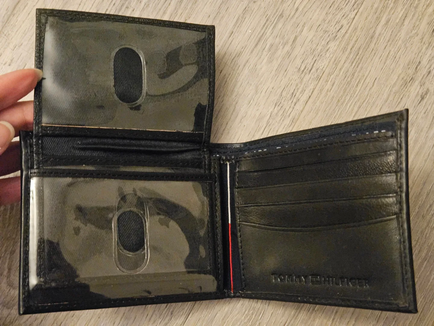 Tommy Hilfiger Black Leather Wallet