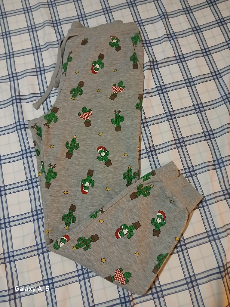 H&M Divided Grey Cactus Print Joggers - Size XS - photo 2