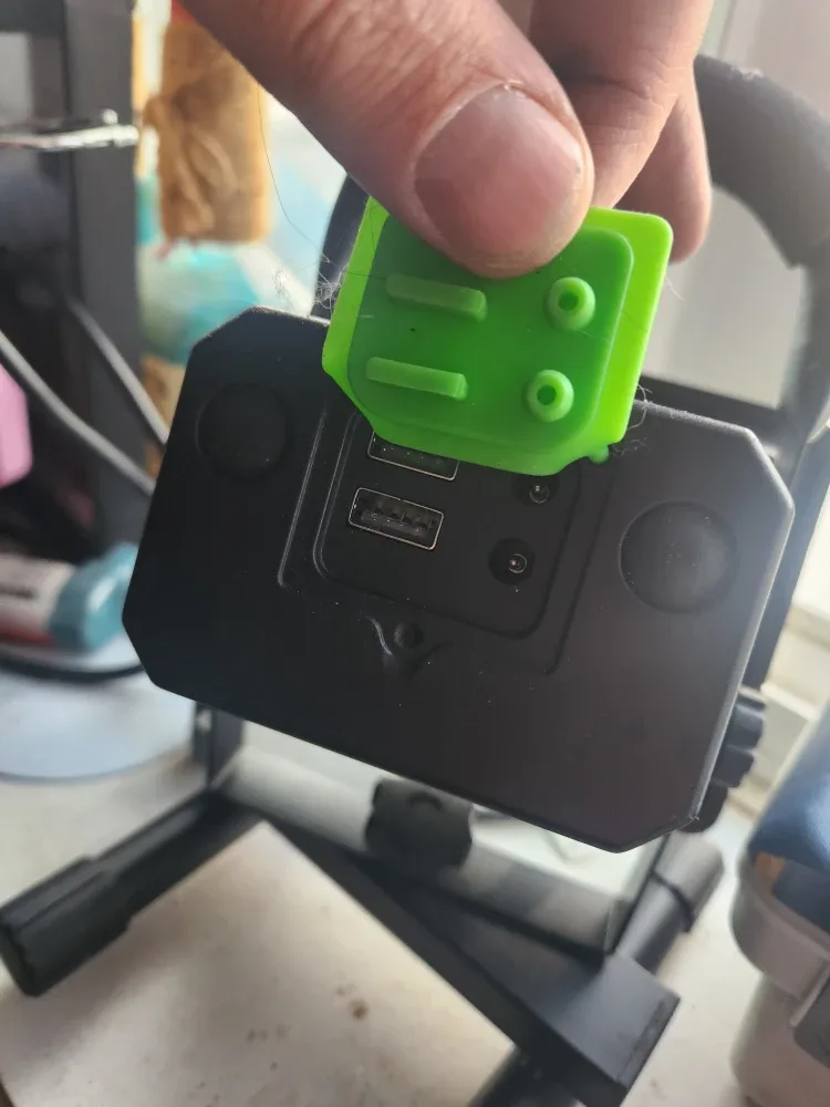 Portable LED Work Light & Service Light image indicator(2)