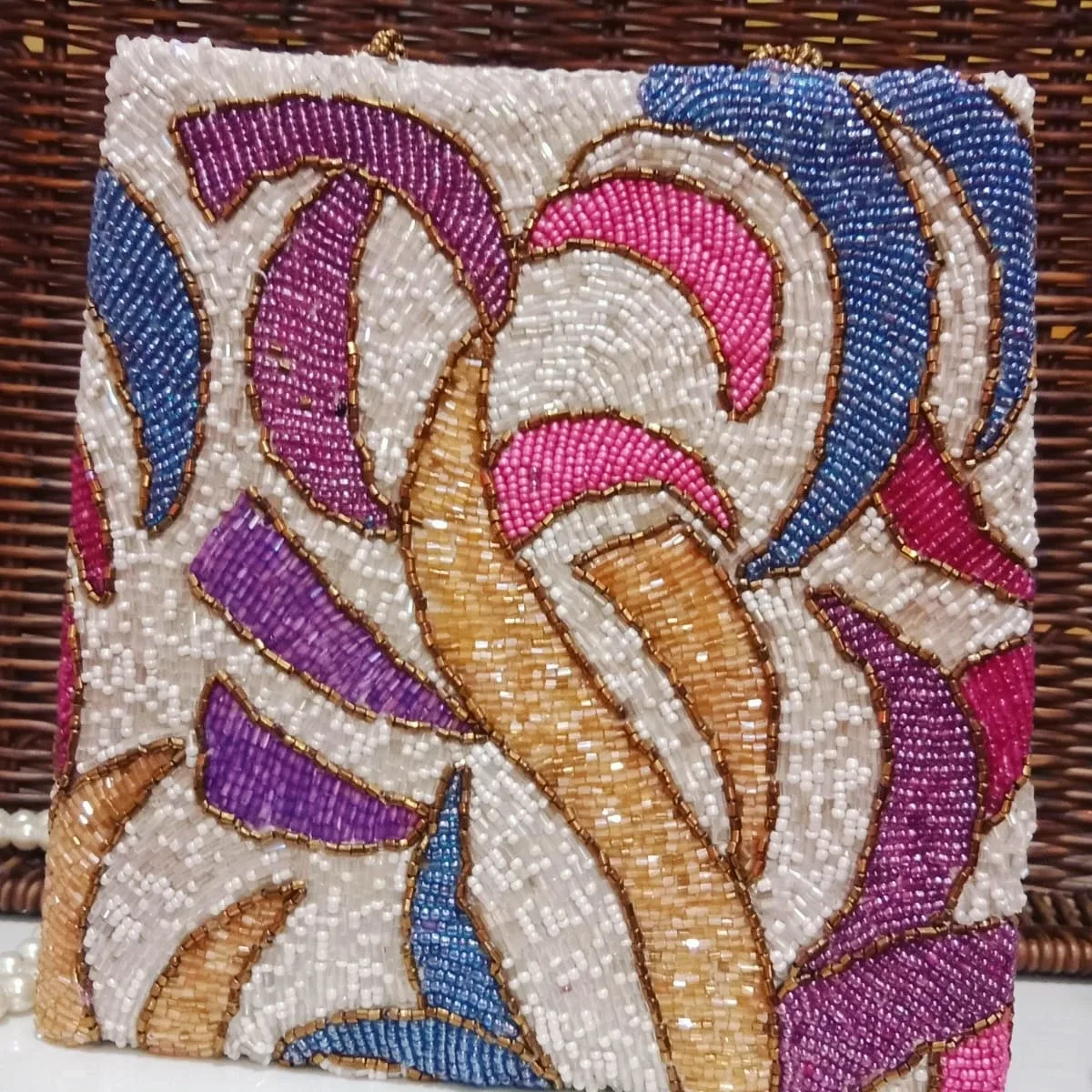 Handmade cluches and bag image indicator(4)