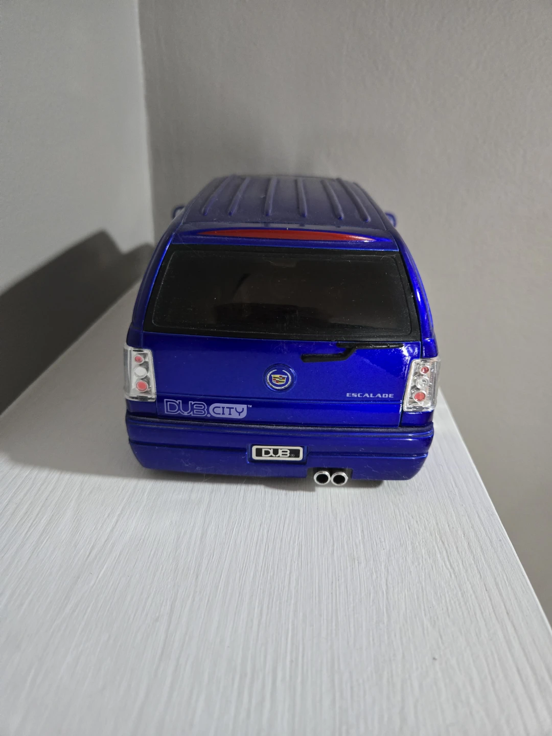 DUB City Cadillac Escalade Diecast Car - photo 3