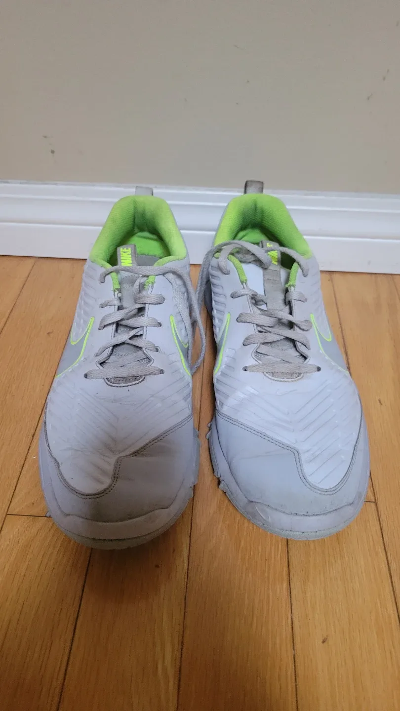 Nike Comfy Men's Running / Walking Shoes Size11 GoodCondition image indicator(2)