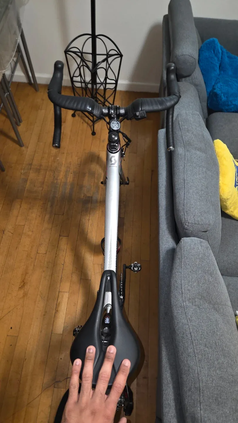 Scott Foil – Carbon Fiber, Dura-Ace Di2 image indicator(4)