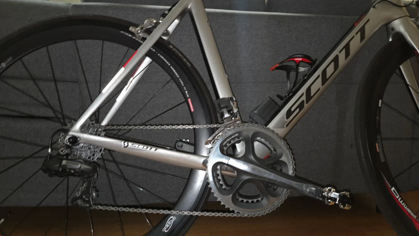 Scott Foil – Carbon Fiber, Dura-Ace Di2 image indicator(7)