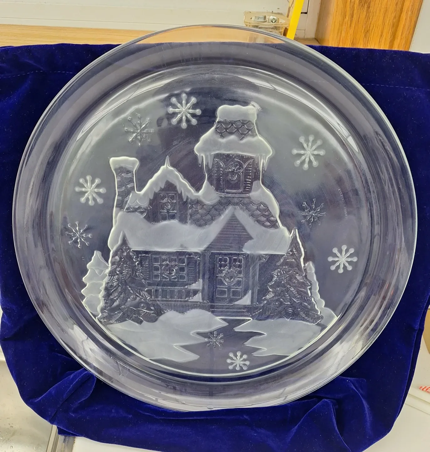 13" Round Winter Cottage Serving Platter