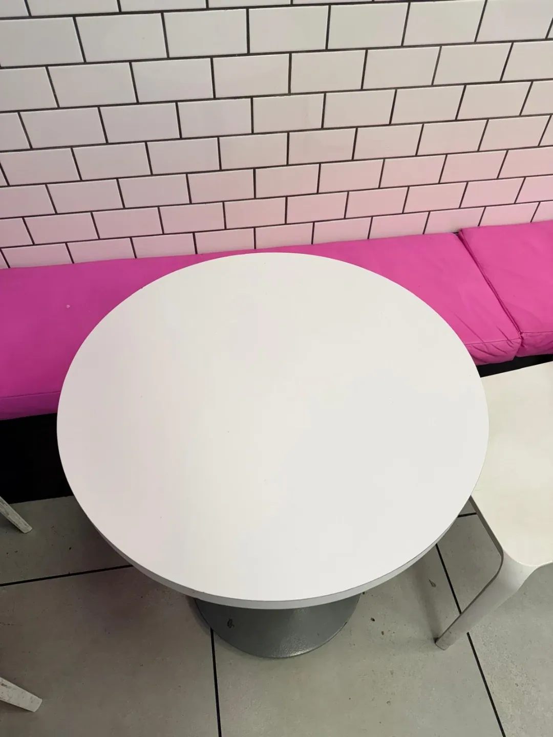 Chair, table, stanchions, canvas paintings image indicator(4)