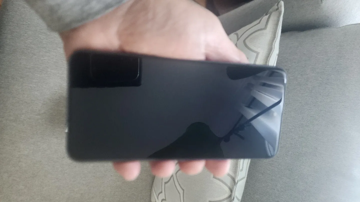 Like New Google Pixel 8 - Black image indicator(4)