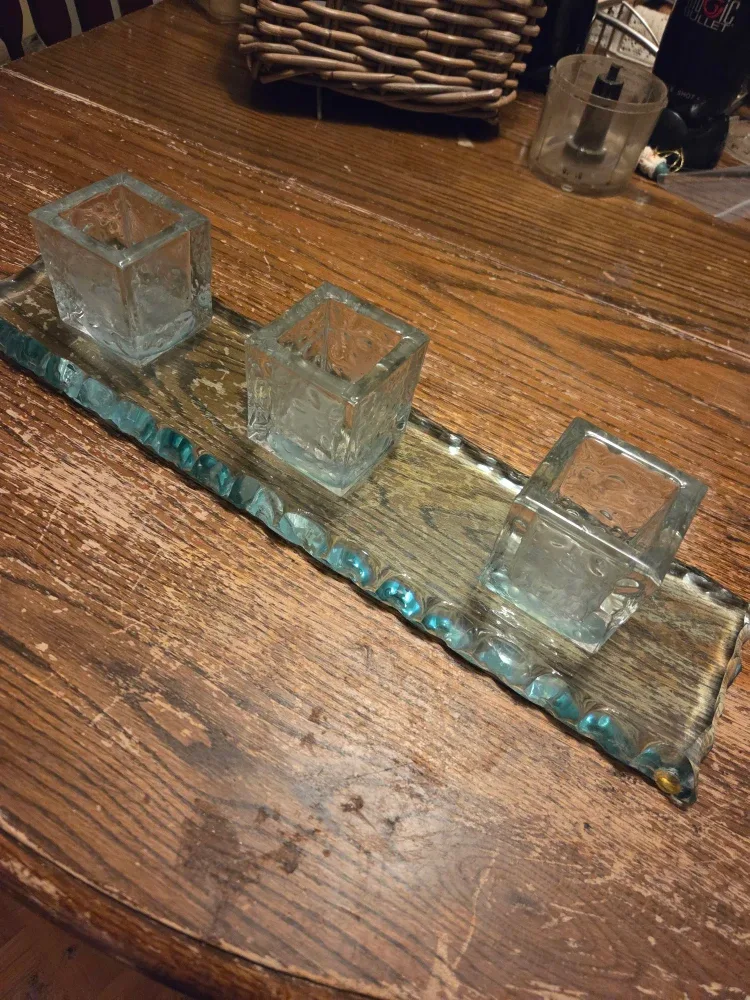 Glass Candle Holder with 3 Cubes image indicator(2)