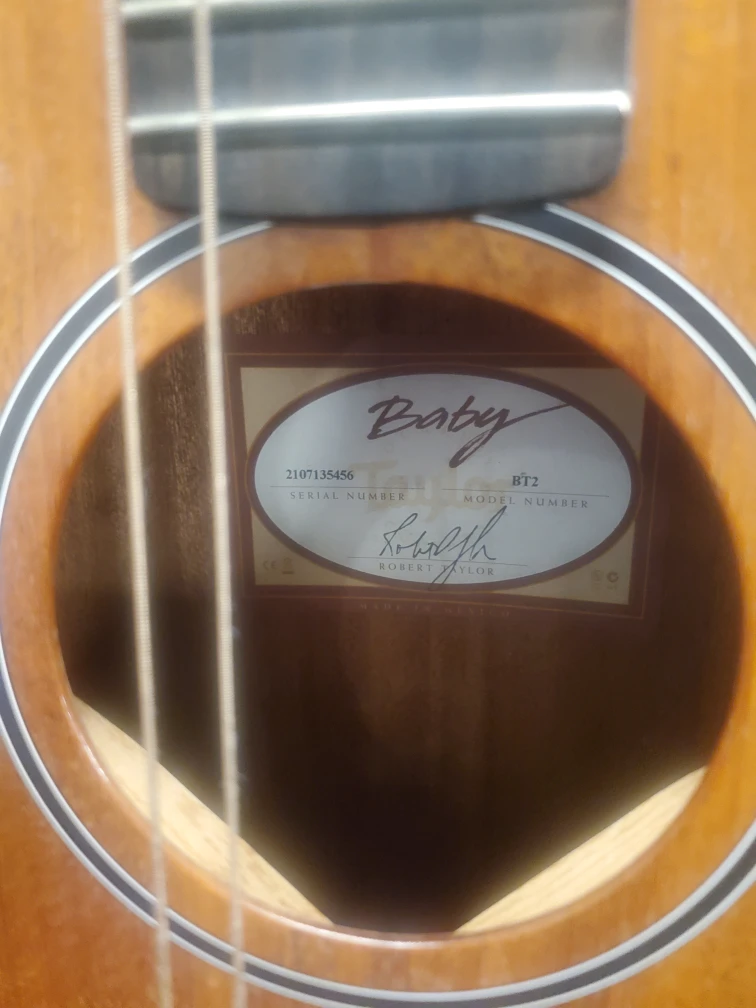Taylor Baby BT2 Acoustic Guitar – Excellent Condition - photo 4