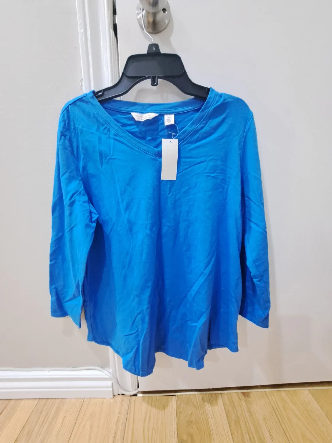 Weatherproof Vintage Blue V-Neck Top with Tags - S/P image indicator(2)