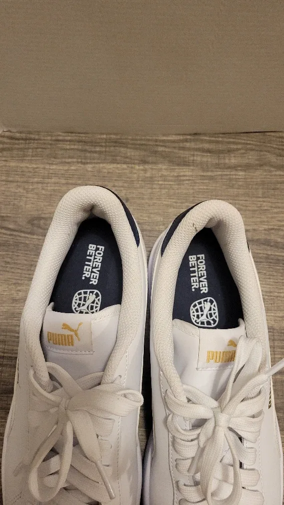 Puma Smash Buck US 9 White Sneakers image indicator(2)